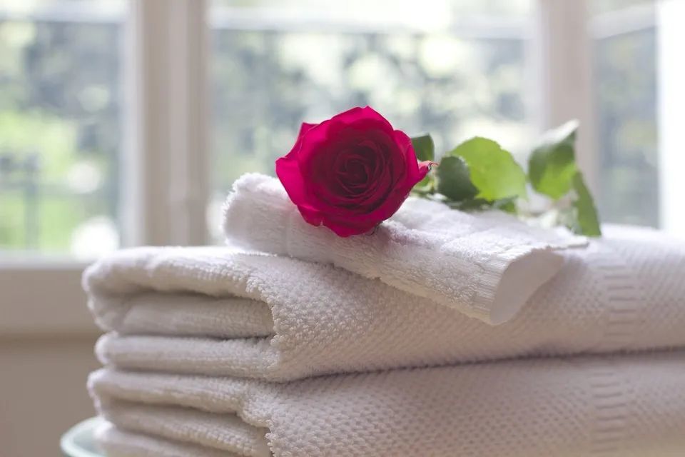 酒店用品毛巾布草都在涨价，本土酒店的全球“供应链危机